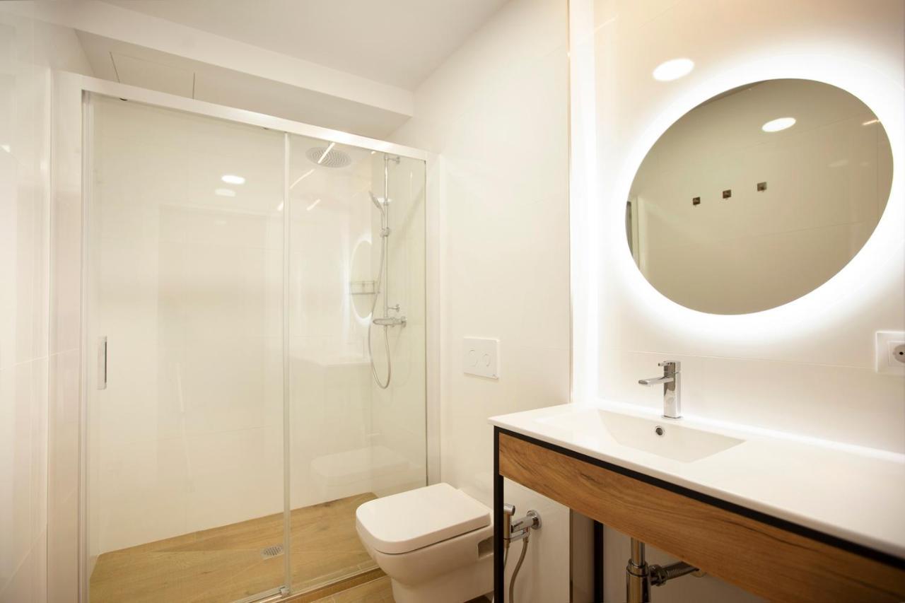 Apartamentos Reina Victoria Santander Exterior foto